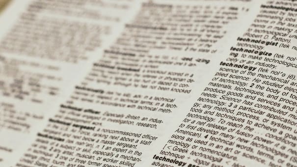 Una complejidad desconocida: cuál es la palabra en español que más significados tiene, según la RAE