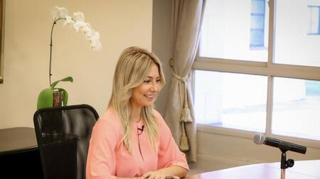 Donación de silla de ruedas, Primera Dama Fabiola Yáñez