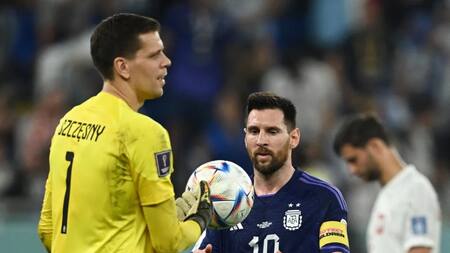 Wojciech Szczesny y Lionel Messi en el Mundial de Qatar 2022. Foto: NA.