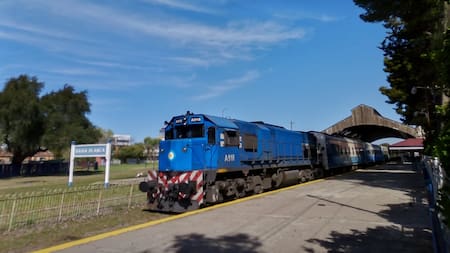 Tren Buenos Aires-Bahía Blanca.