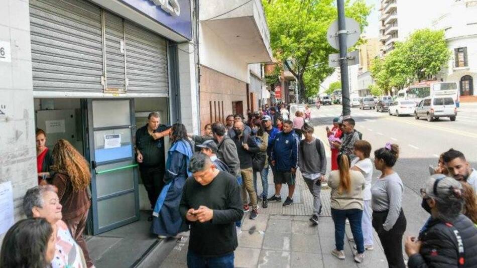 El calendario de pagos de la ANSES. Foto: NA.