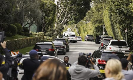 Allanan la casa del rapero Combs. Foto: EFE.