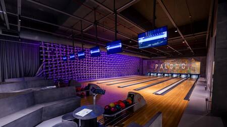 Mini golf, bowling y comida de primera: el multi espacio dentro de un shopping que es furor en Buenos Aires