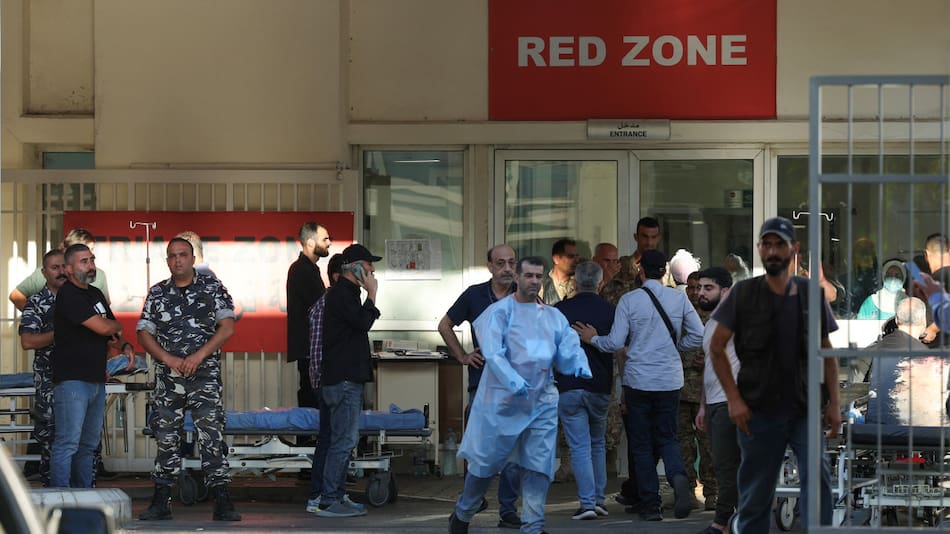 Muertos y heridos tras masiva explosión de localizadores en el Líbano. Foto: REUTERS.