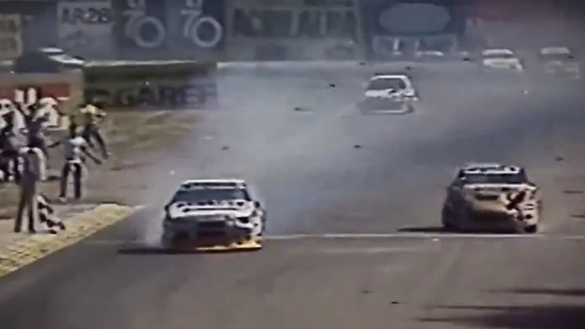 Traverso ganó una carrera con la coupe en llamas. Foto: captura