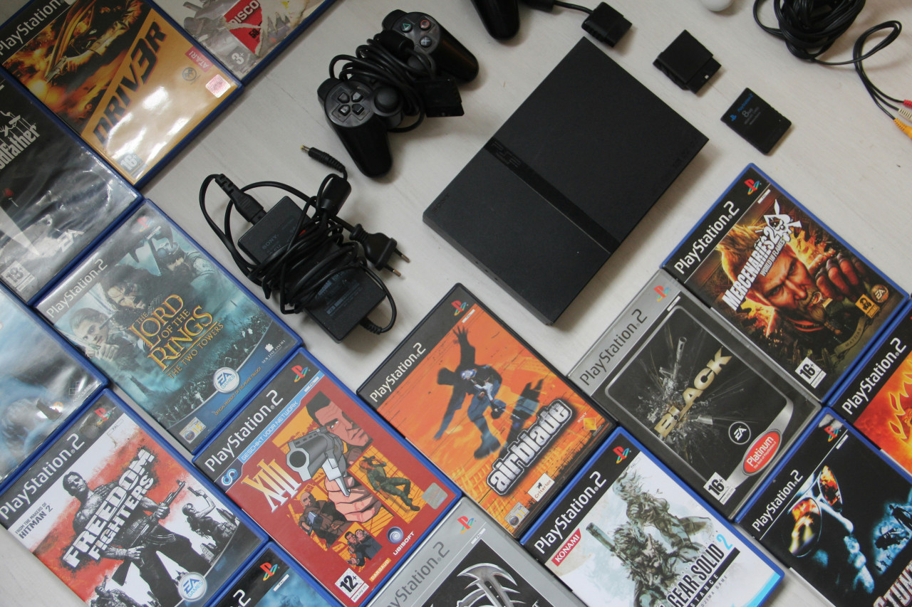 PlayStation 2, videojuegos. Foto: Freepik