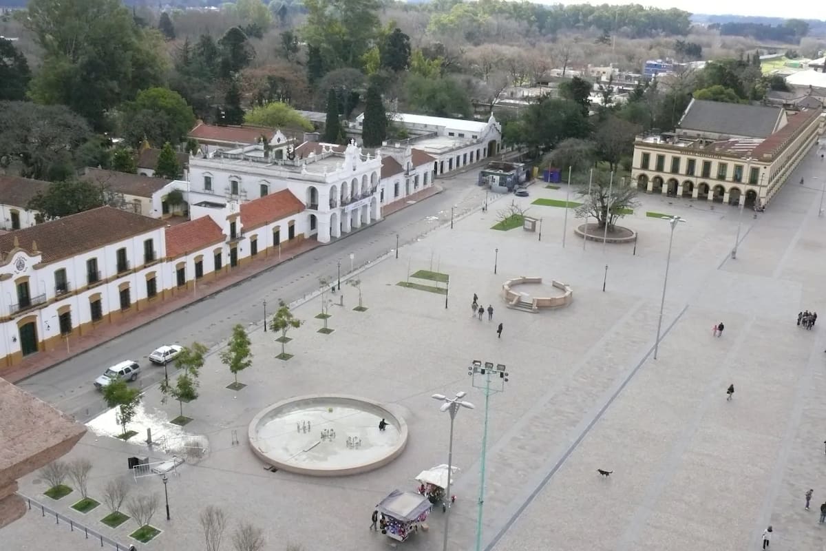Luján