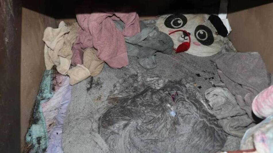 La entrada de la habitación donde estaba la pequeña Paislee Shultis