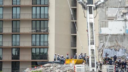 Derrumbe en Miami, AGENCIA EFE