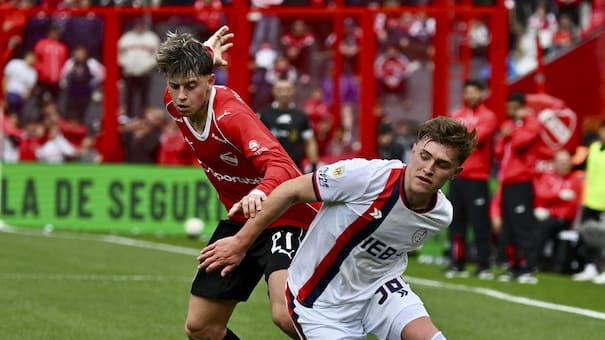 Independiente rescató un punto ante San Lorenzo en medio de un clima caliente tras la salida de Julio Vaccari