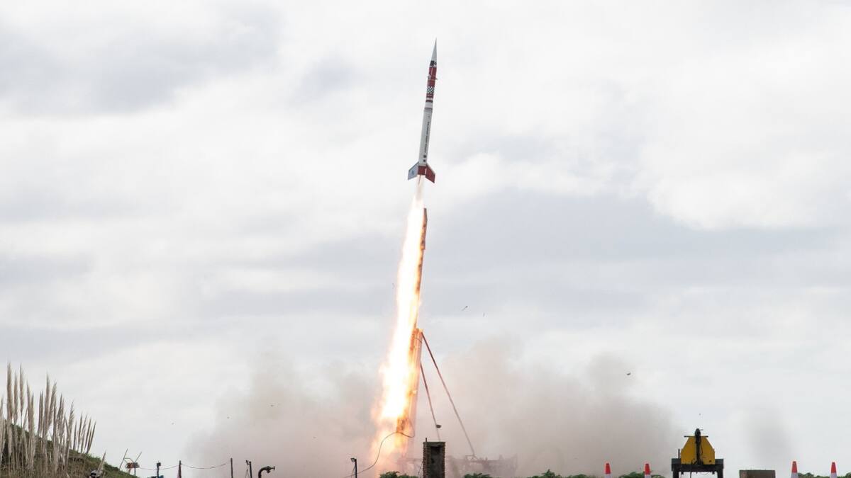 Histórico: la Fuerza Aérea Argentina lanzó con éxito el cohete sonda MET 1-SO "Escorpio"