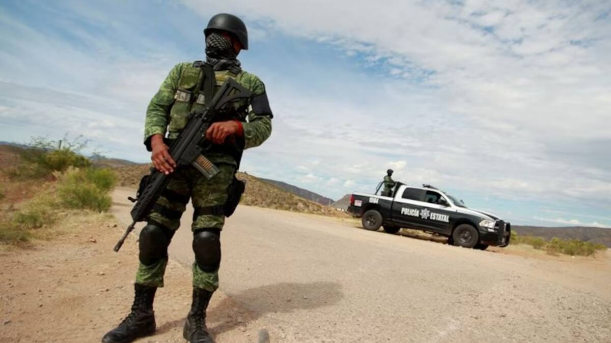La FGR procesó a El Tortuga y a otros dos cómplices, por su probable responsabilidad en los delitos de contra la salud en la modalidad de posesión con fines de comercio, y portación de arma de fuego de uso exclusivo de las Fuerzas Armadas con la agravante de que se porten dos o más armas.