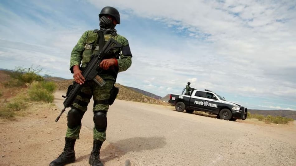 La FGR procesó a El Tortuga y a otros dos cómplices, por su probable responsabilidad en los delitos de contra la salud en la modalidad de posesión con fines de comercio, y portación de arma de fuego de uso exclusivo de las Fuerzas Armadas con la agravante de que se porten dos o más armas.