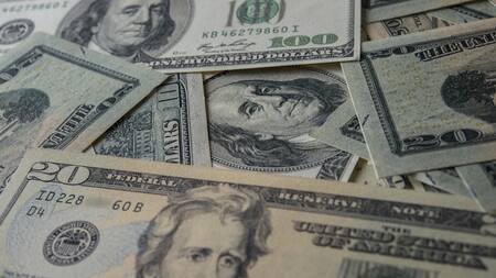 Dólar, moneda estadounidense. Foto: Freepik