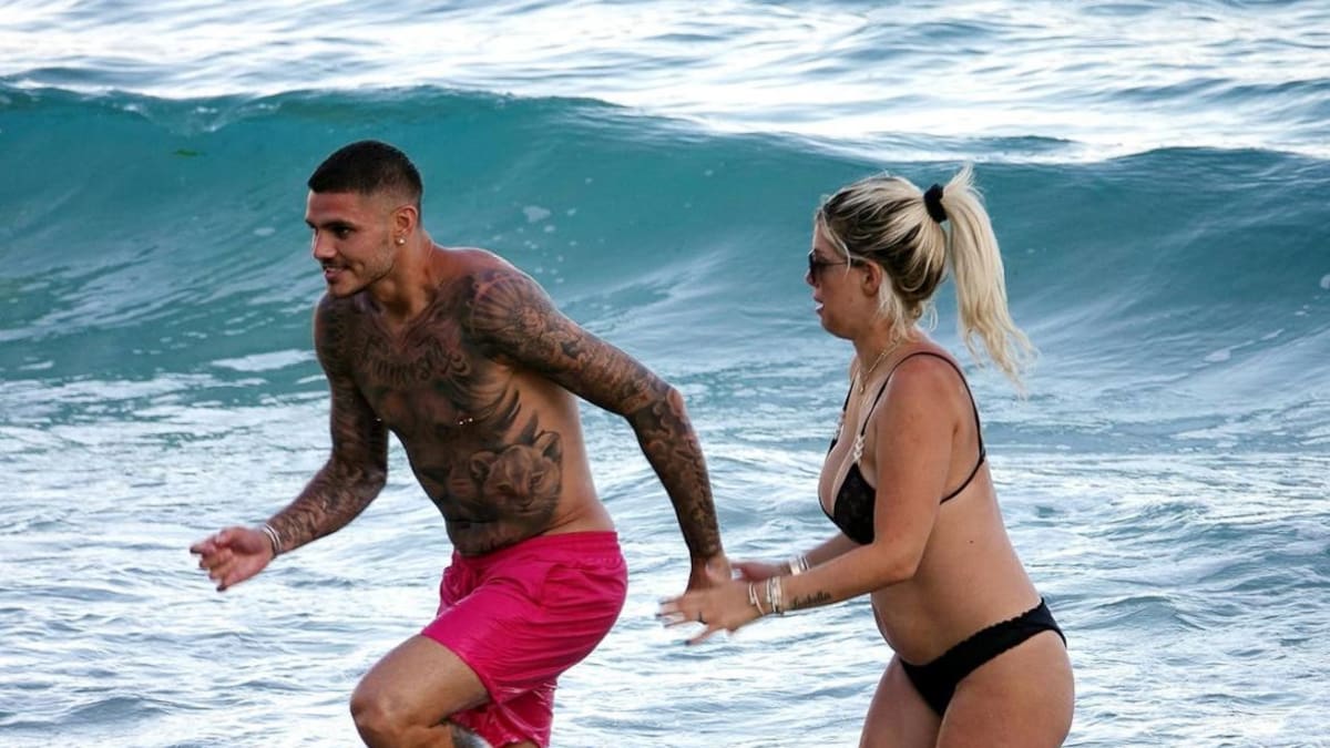 Furor en las redes por las fotos sin retoques de Wanda Nara en la playa
