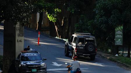 Asedio a la Embajada Argentina en Venezuela. Foto: Reuters