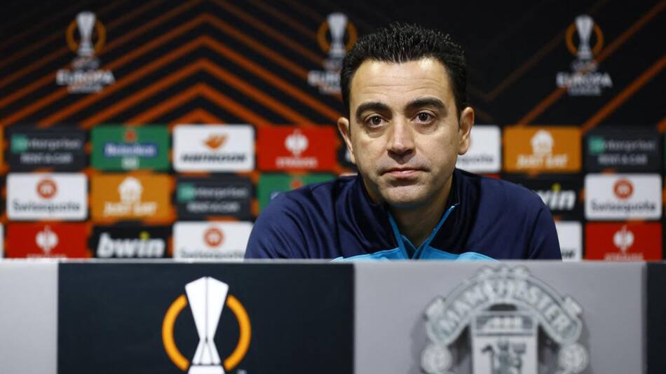 Conferencia de prensa de Xavi. Foto: REUTERS.