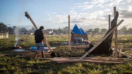 Toma de tierras en Mar del Plata. Foto: Telam.