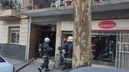 Pánico en Palermo: un incendio dejó el saldo de cuatro hombres con principios de asfixia