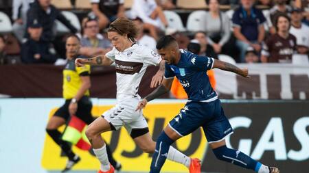 Ignacio Schor; Platense vs. Racing. Foto: Twitter @caplatense.