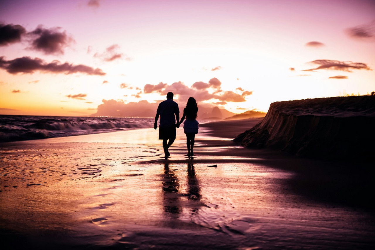 Estar enamorado fomenta un "poder" en las personas. Foto: Unsplash.