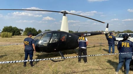 Helicóptero con el que pensaba fugarse uno de los capos narco de Rosario alojado en el penal de Ezeiza. Foto: NA.