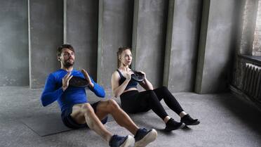 El secreto de la longevidad: cuánto tiempo de entrenamiento de fuerza recomienda Harvard para sumar años de vida