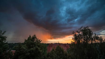 Alerta amarilla por temperaturas extremas y tormentas: las 16 provincias y las zonas afectadas de todo el país