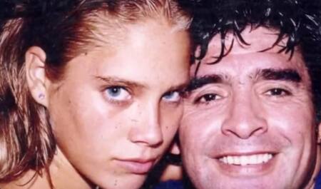 Mavys Álvarez y Diego Maradona, foto NA