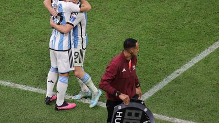 Julián Álvarez y Lautaro Martínez. Foto: Reuters,
