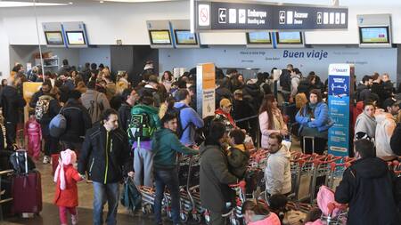 Movimiento turístico en Aeroparque. Foto: NA.