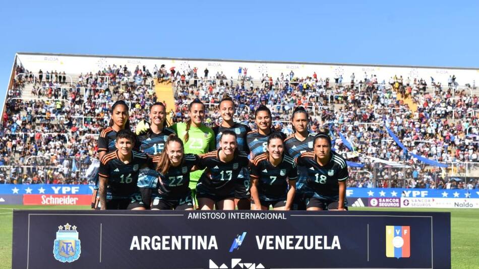 Selección Argentina de fútbol femenino vs. Venezuela. Foto: Twitter @Argentina.