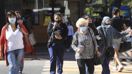 La OMS advirtió sobre los brotes simultáneos de coronavirus y otras enfermedades
