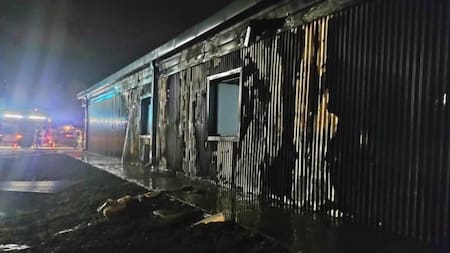 Incendio en una oficina de turismo en El Bolsón, NA