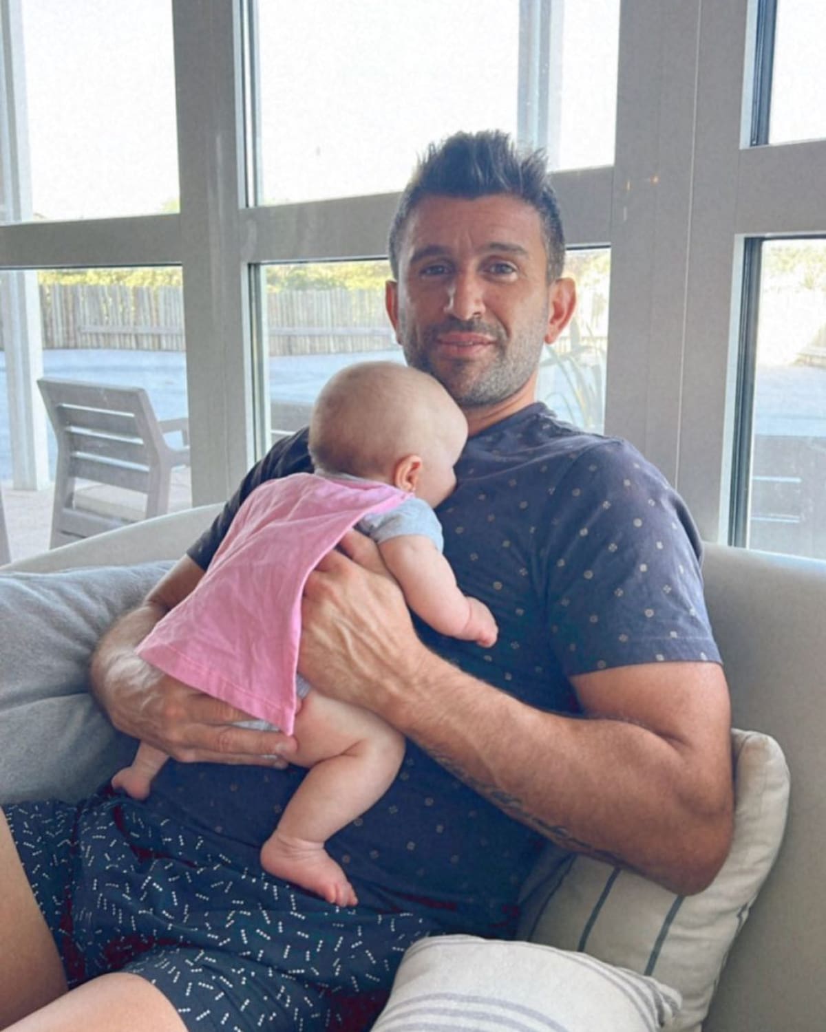 Damián Potenza, ex de Sabrina, junto a su hija. Foto: Instagram/damianpot