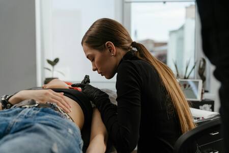 Tatuaje. Foto: Pexels.