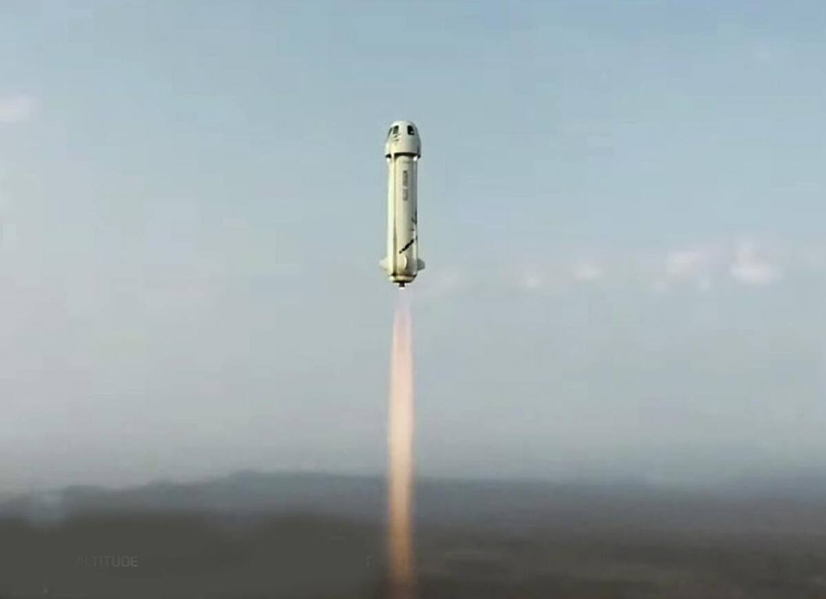 Histórico vuelo, el magnate Jeff Bezos viajó con éxito al espacio, Reuters