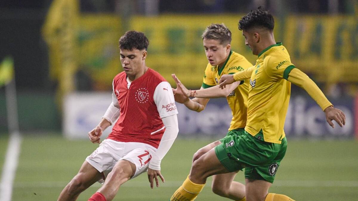 Defensa y Justicia vs Independiente. Foto: NA.
