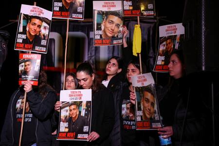 Hamás liberará al soldado rehén estadounidense-israelí Edan Alexander. Foto: Reuters/Ronen Zvulun