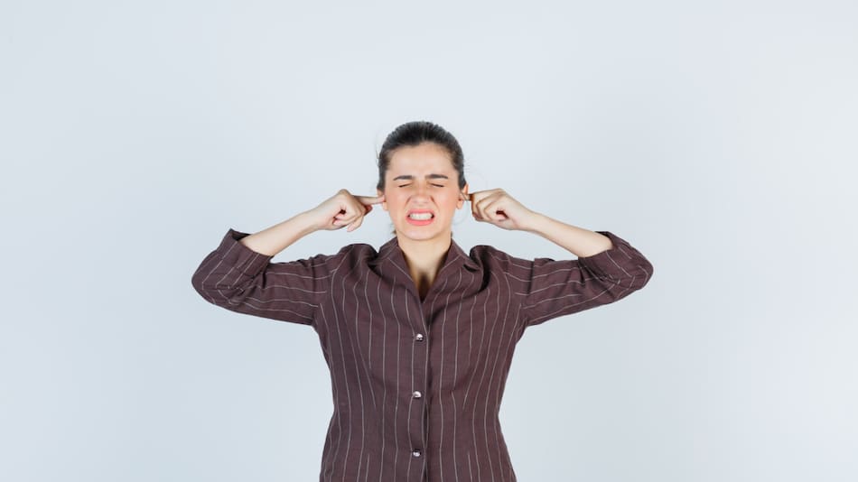 Pérdida de audición. Foto: Freepik.