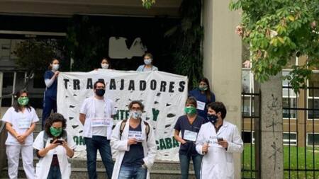 Homenajes por enfermeros fallecidos por COVID-19 en el Hospital Durand, Télam