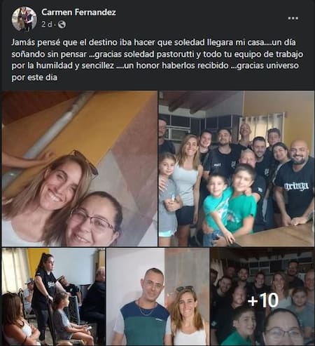 Soledad Pastorutti y la docente que la recibió en Mendoza. Foto: Facebook.