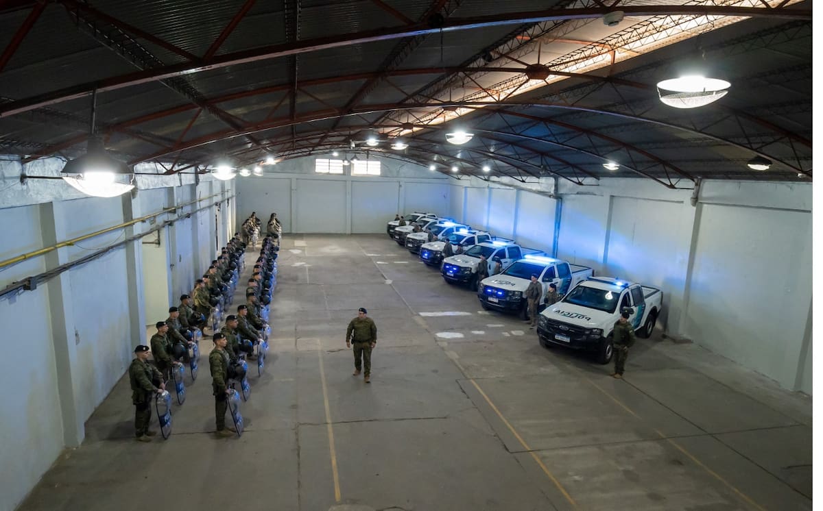 Andrés Watson y Axel Kicillof inauguraron una base de la Unidad Táctica de Operaciones Inmediatas en Florencio Varela