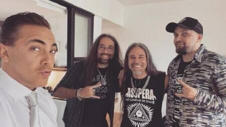 Cristian Castro lanzó la versión metalera de “Lloviendo Estrellas”
