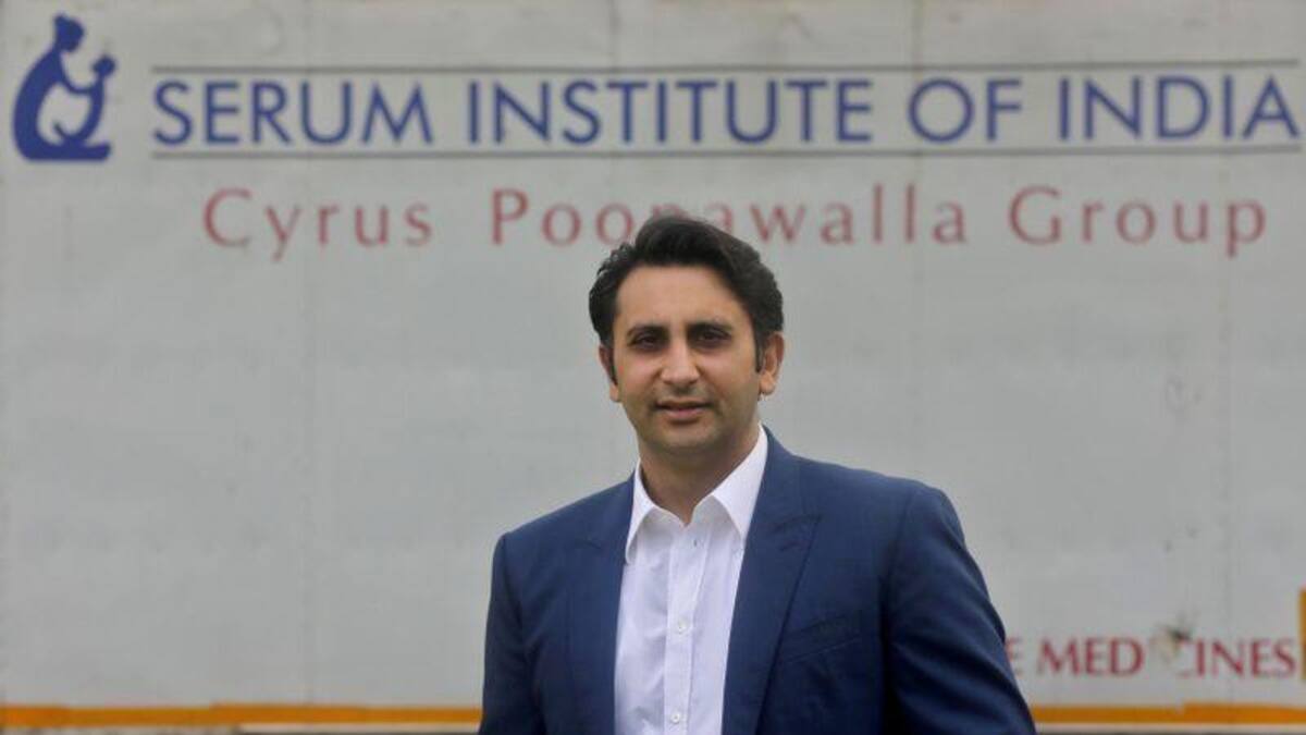 Adar Poonawalla, presidente ejecutivo del Instituto Serum de India (SII)
