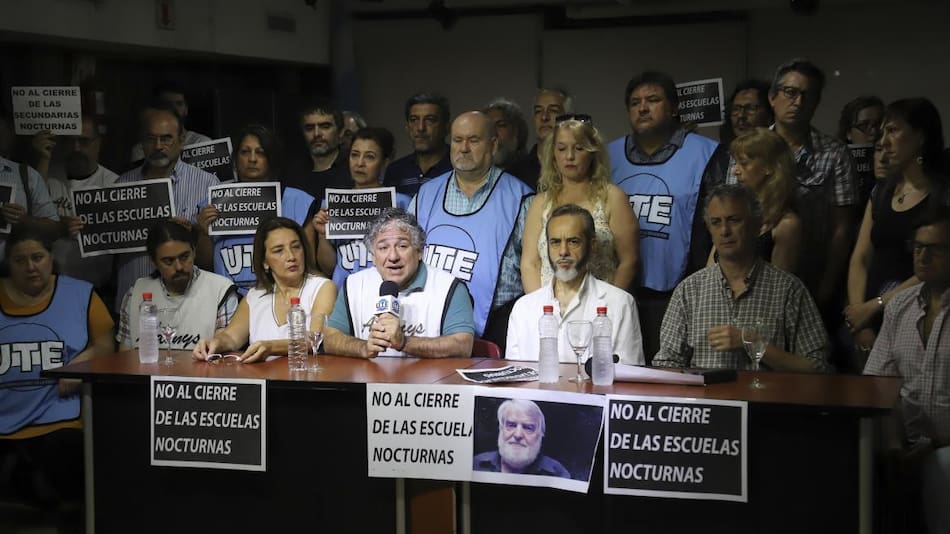 Anuncio de paro y movilización de docentes porteños