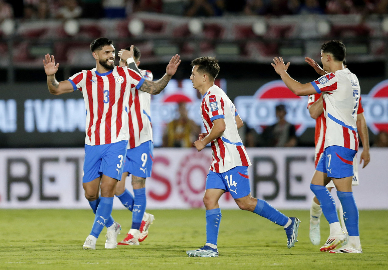 Paraguay escaló cinco posiciones para ser 48va en el planeta. Foto: Reuters/César Olmedo