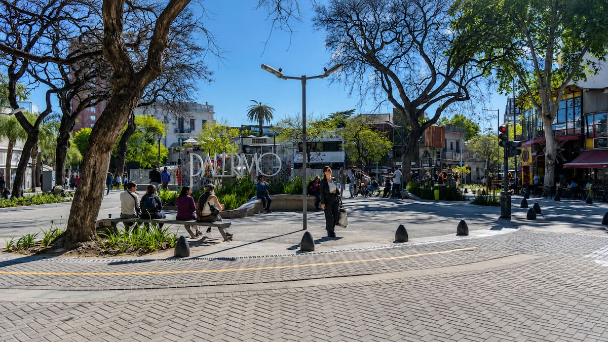 Revela una historia que mezcla calles que cambiaron de identidad, homenajes literarios