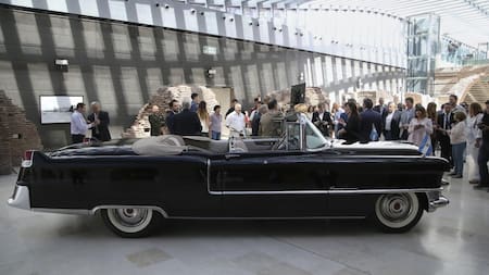 Cadillac descapotable que compró Perón restaurado - NA -