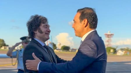 Milei viajó a Corrientes en busca de retomar el diálogo con los gobernadores